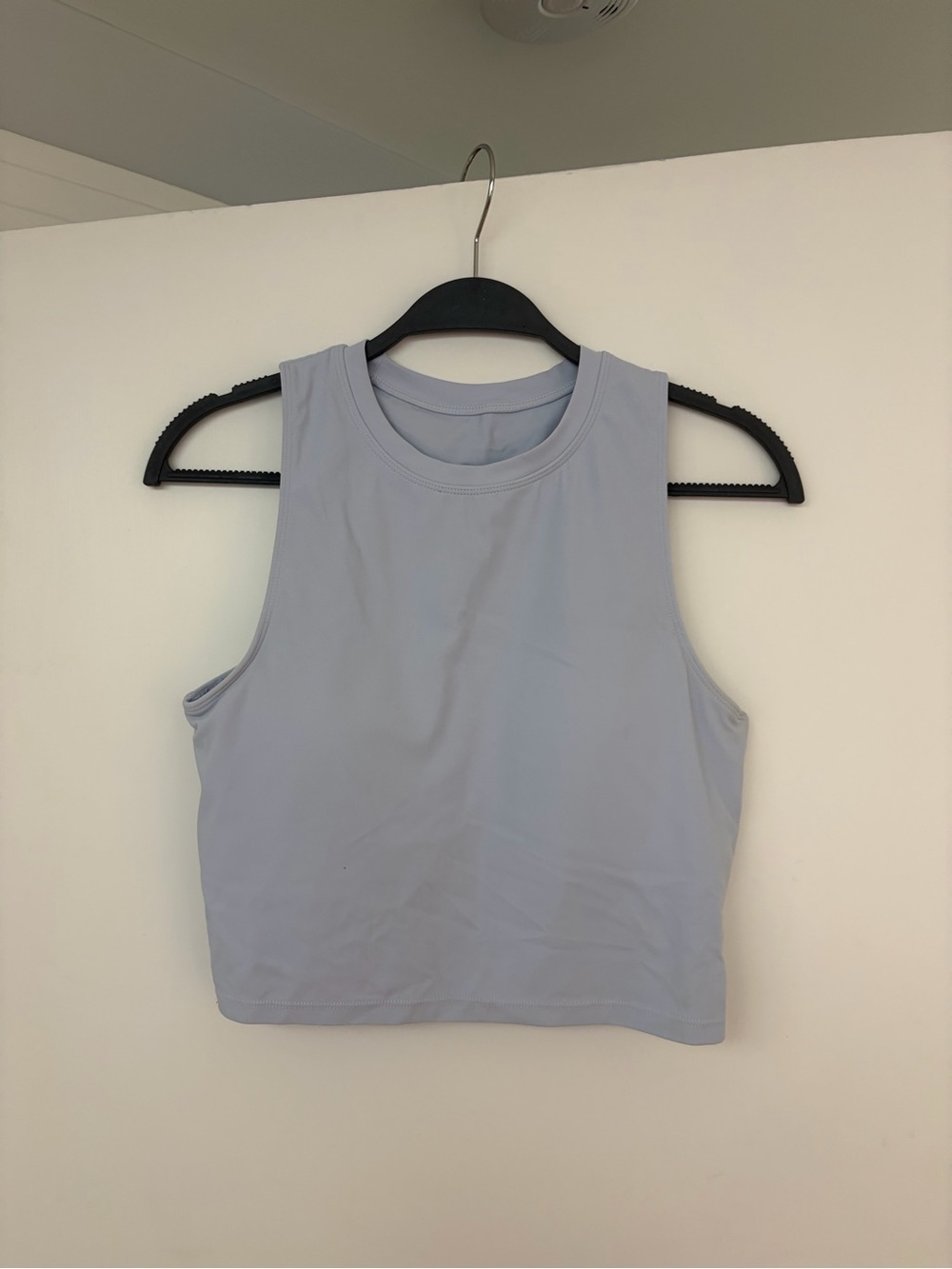 Sleeveless Crop Tank Top in Light Lavender - Women